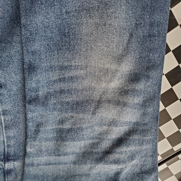 JUSTFAB Distressed Ankle Cropped Medium Washed Denim Jeans Sz 34 NWT - Picture 7 of 8